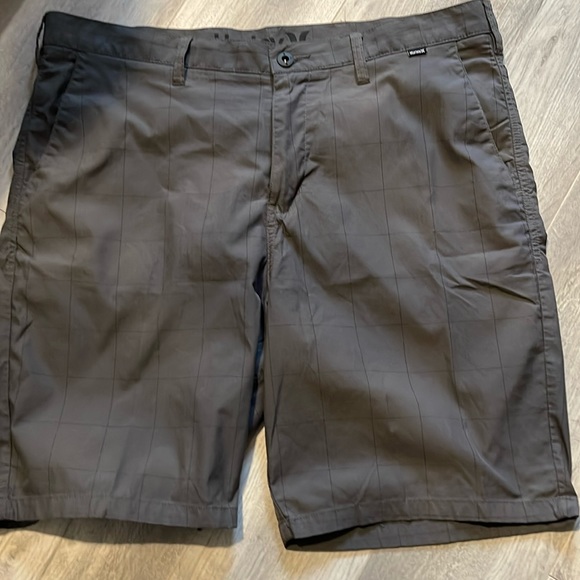 Hurley / Nike drifit Other - Hurley with Nike drifit size 38 hybrid shorts
